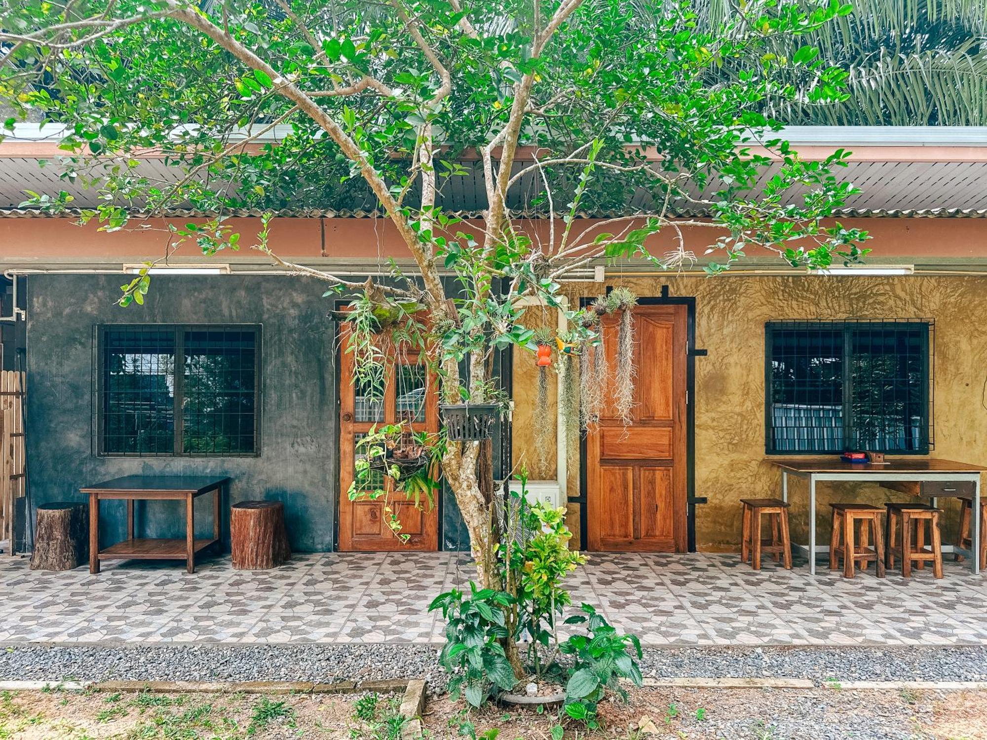 Baan Panmala Guesthouse - Ao Luek, Krabi town Exterior foto
